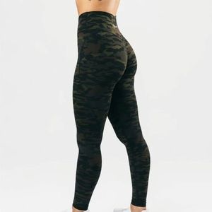 Alphalete Surface Power Olive Camo Legging L